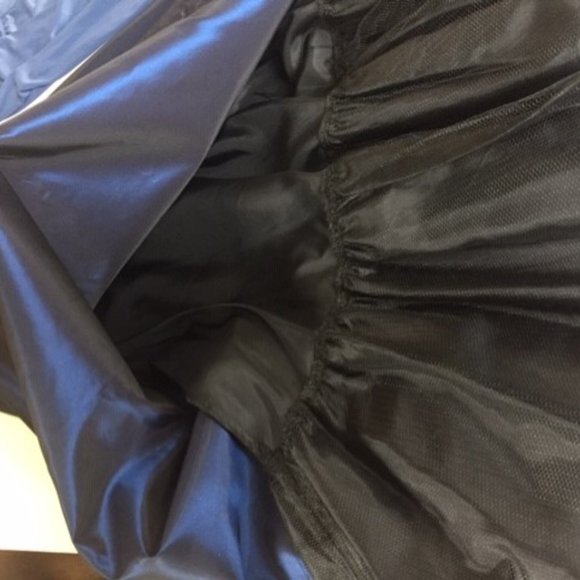 PROM GRAD EVENING DRESS - Picture 6 of 10